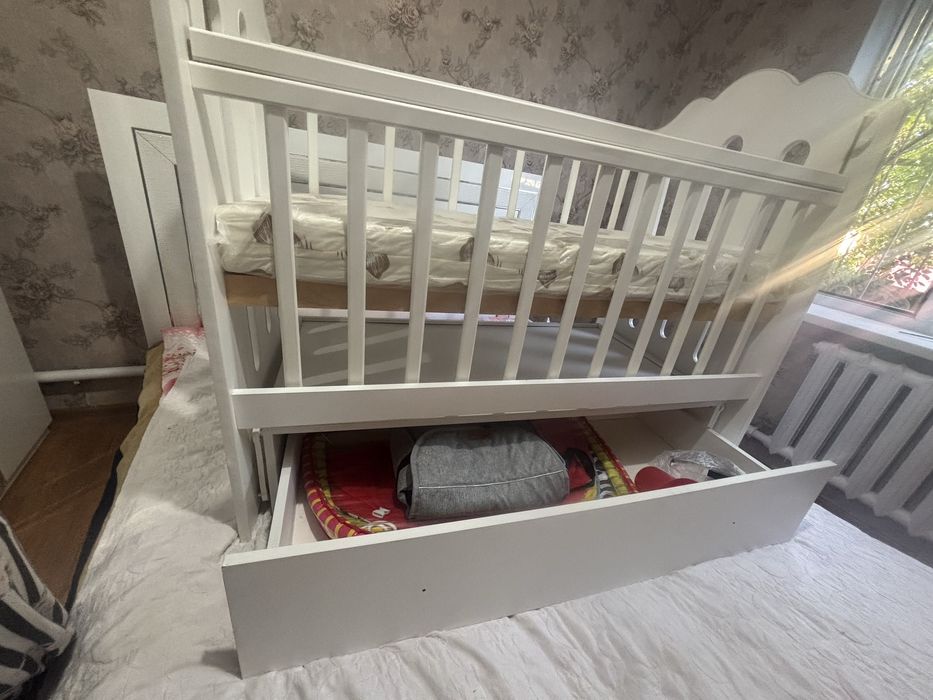 Детский манеж продам