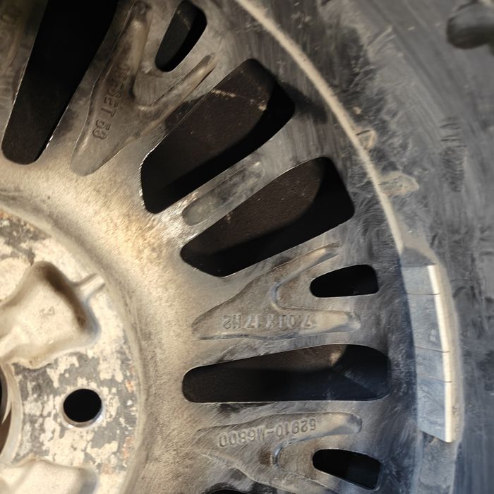 Один оригинальный диск R17 Kia