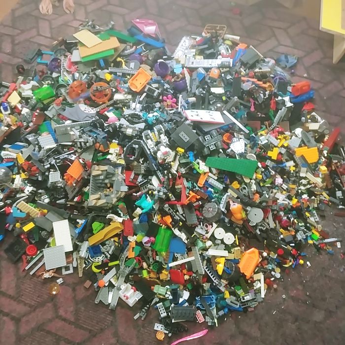 Лего продам расипю 24 кг