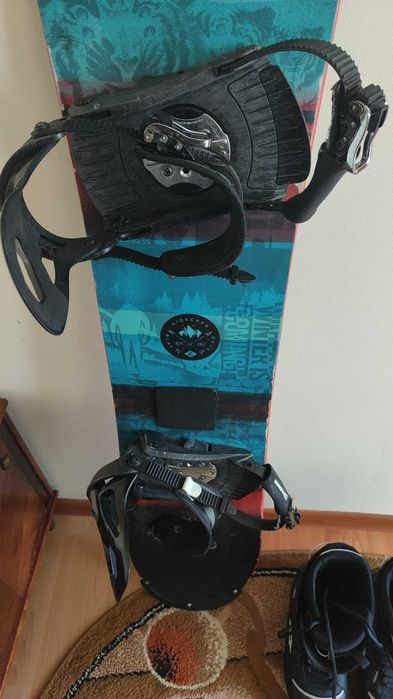 Placa de snowboard Nidecker, legaturi si boots