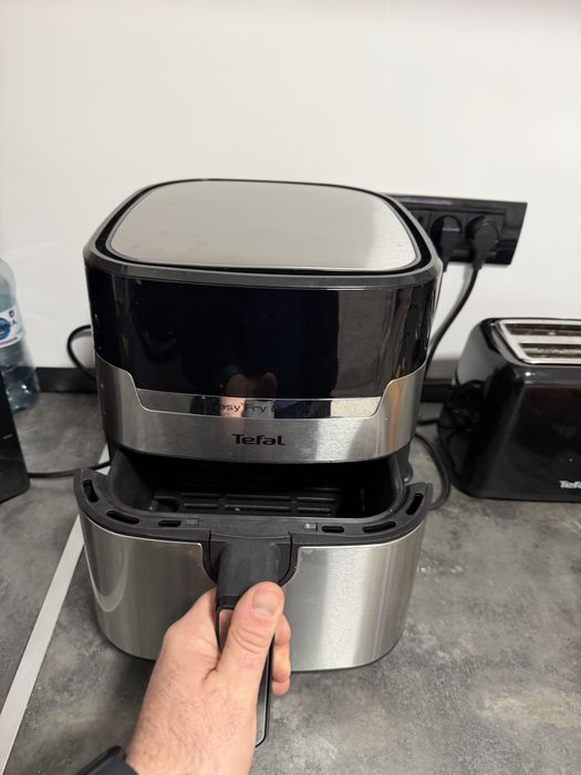 Air fryer tefal 4.2L(friteuza cu aer cal)