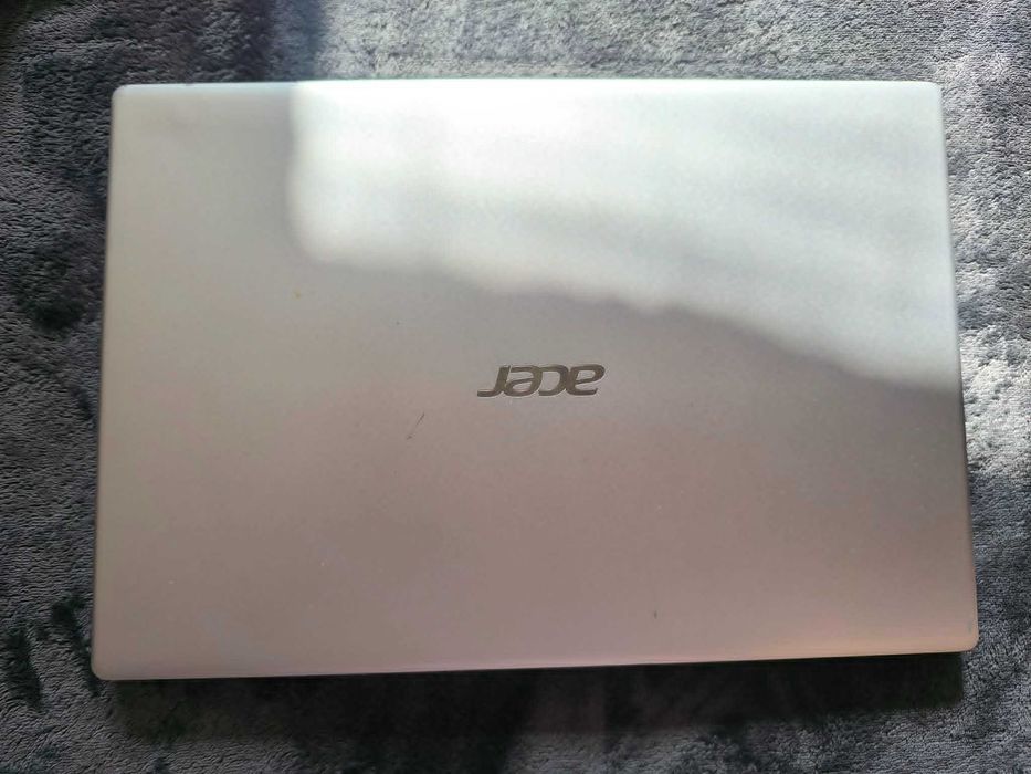 лаптоп Acer Aspire 3