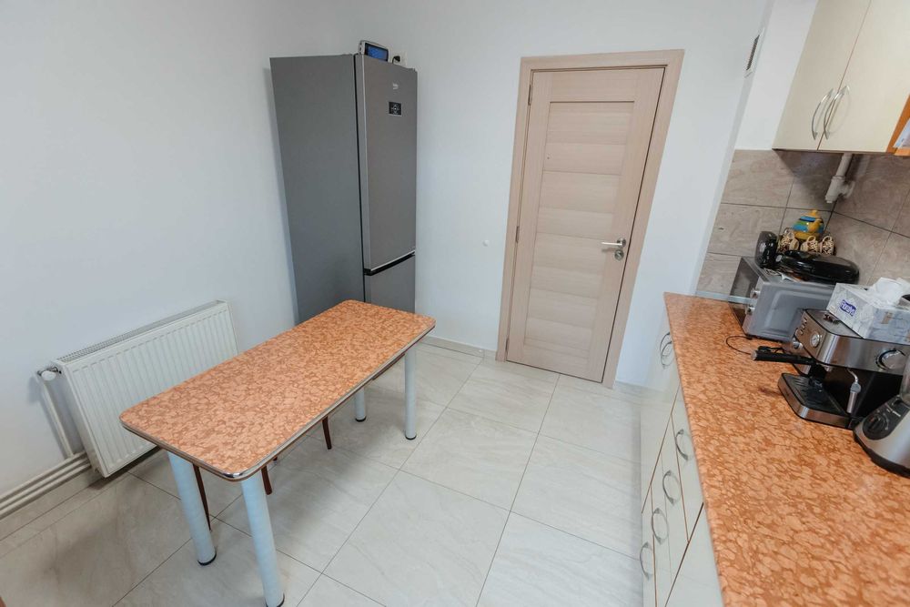 Vând apartament cu 3 camere in Vlaicu