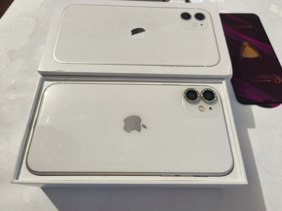 Iphone 11 white 64 gb