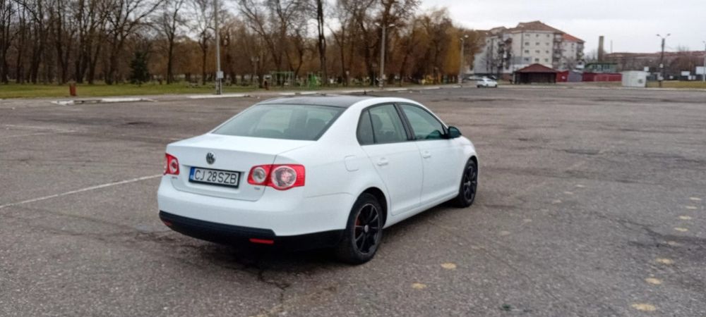 VW Jetta 2010 1.6 TDI