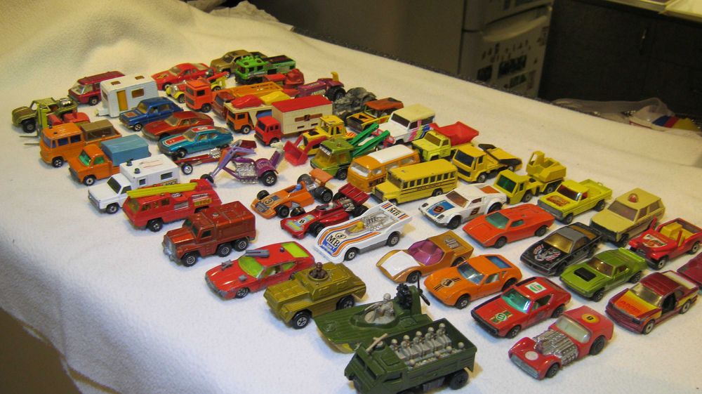 MATCHBOX,lot 56 machete,masinute,diverse,personale