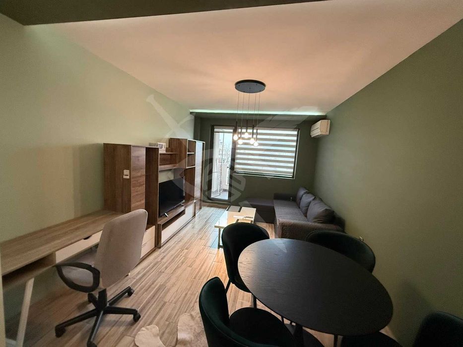 Дава се под наем Двустаен апартамент в Пловдив, Мараша - 70 кв.м за 498.27 € - Снимка #1