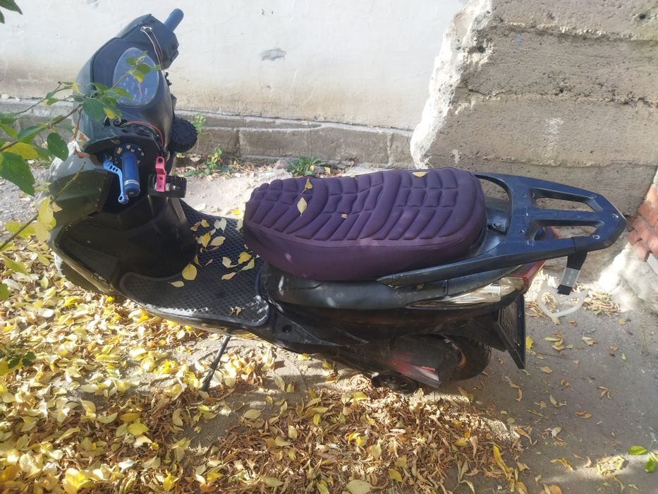 Продам мопед м8 про