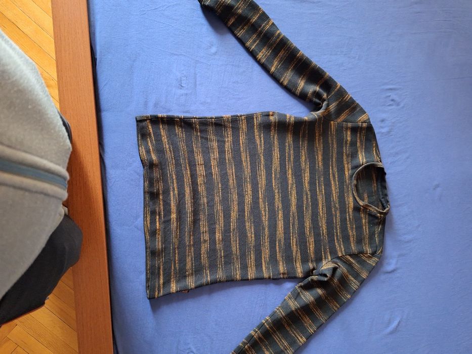 Продавам блуза размер М