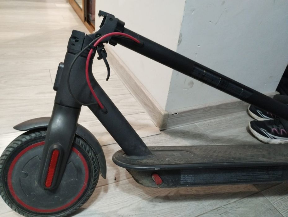 Trotineta electrică Xiaomi Pro2 de vanzare
