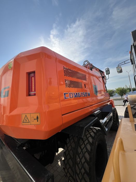 Ekskavator LONKING CDM6150W
