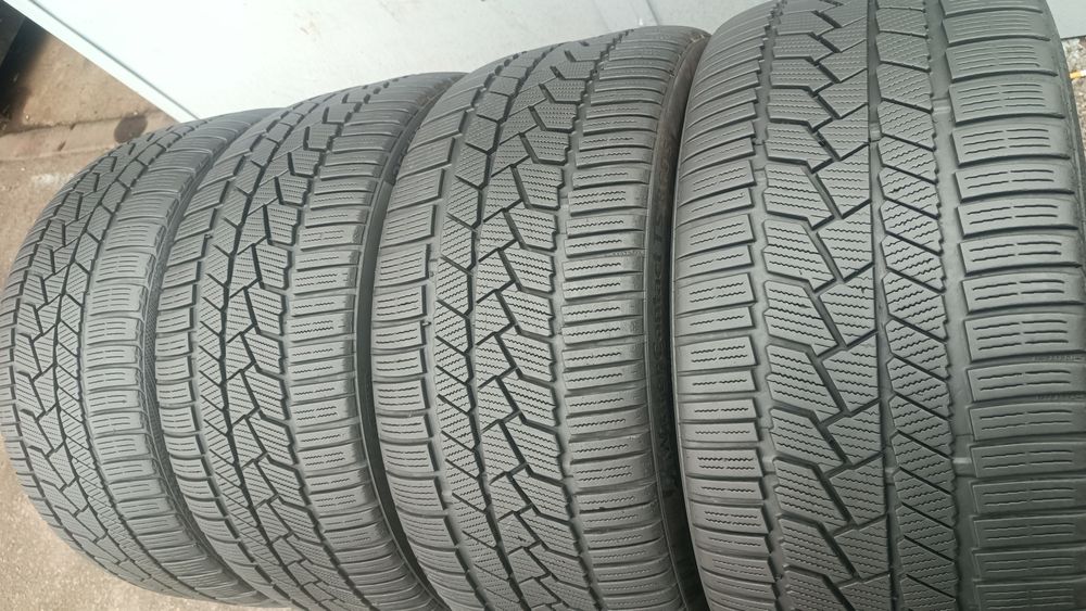 255/35/19 Continental