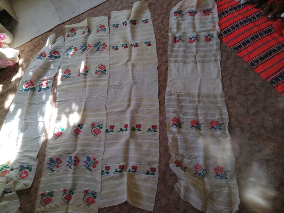 Ștergare cusute manual, motiv floral diferite modele