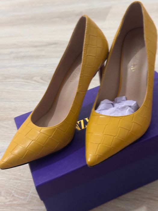 Туфли стильные , горчичного цвета