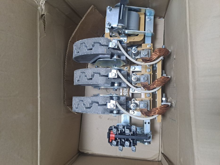 Продам контактор КТ-6043.