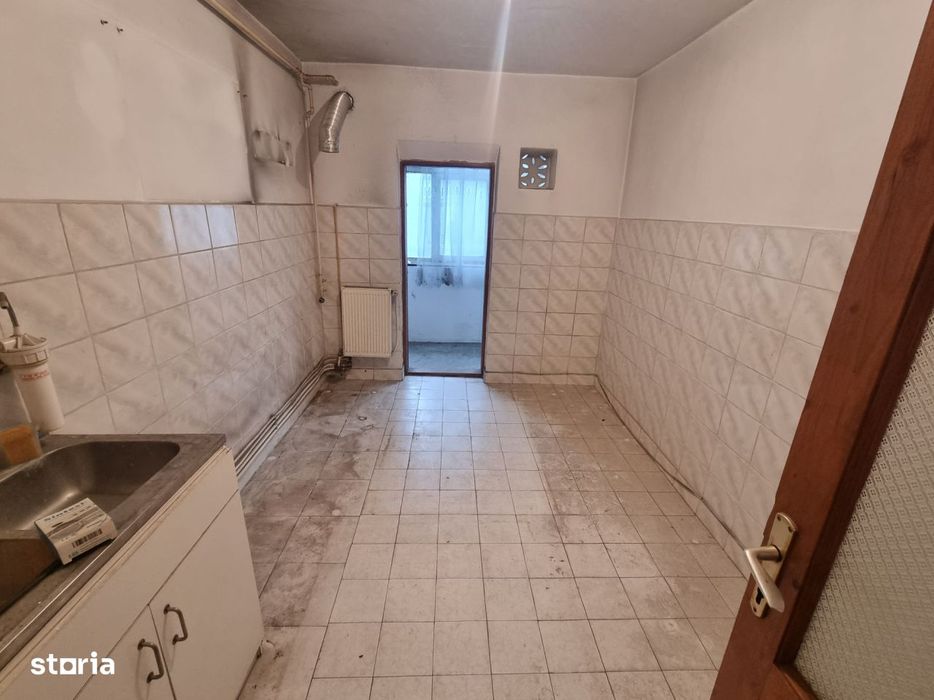 Ștefan cel Mare-Curtea de Apel-3 camere/parter/rezidential sau birou