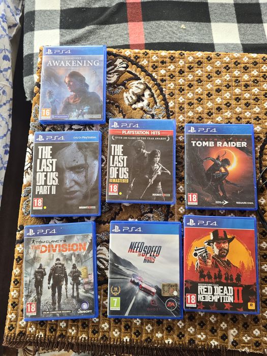 Ps4 plus jocuri 500gb