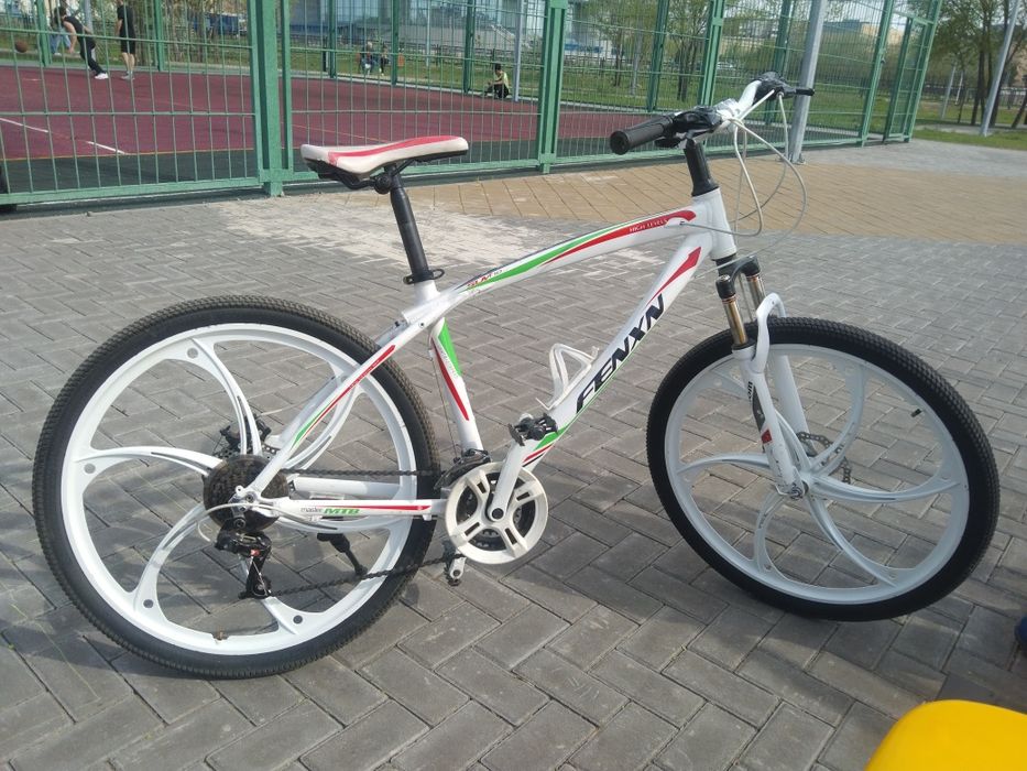 Велосипед скоростной