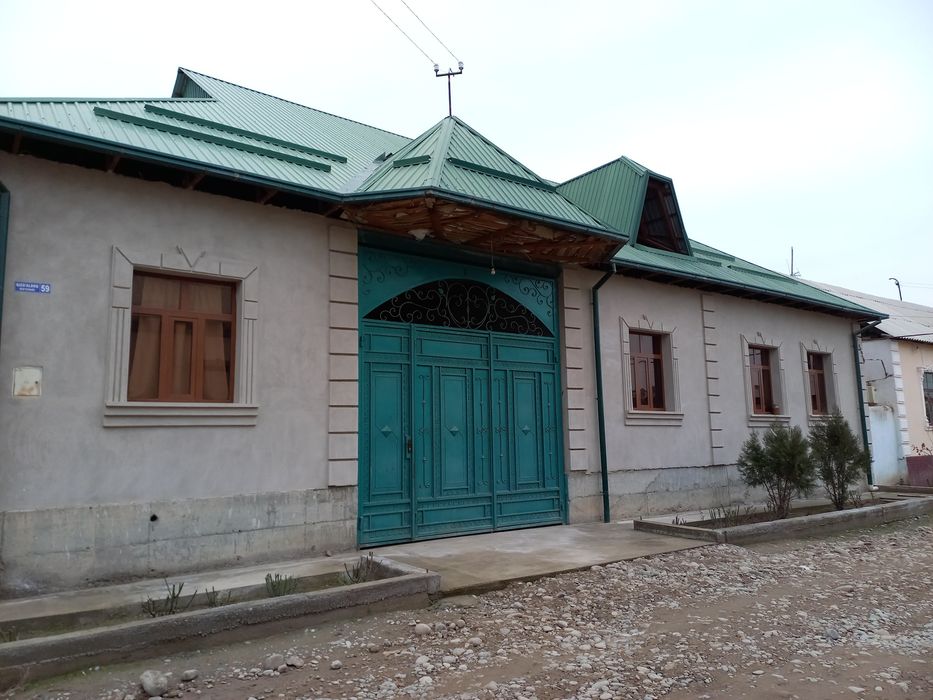 Срочно! 6 сотихли ховли сотилади .