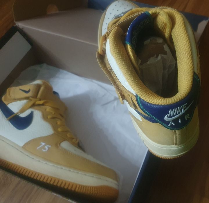 Air Force 1 Mid Paris