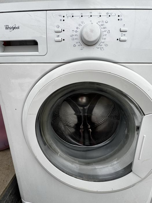 Masina de spalat haine Whirlpool 6 kg