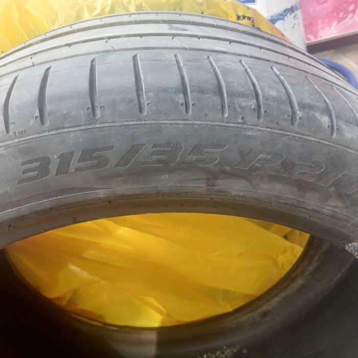Гуми Pirelli P Zero 315/35/R21