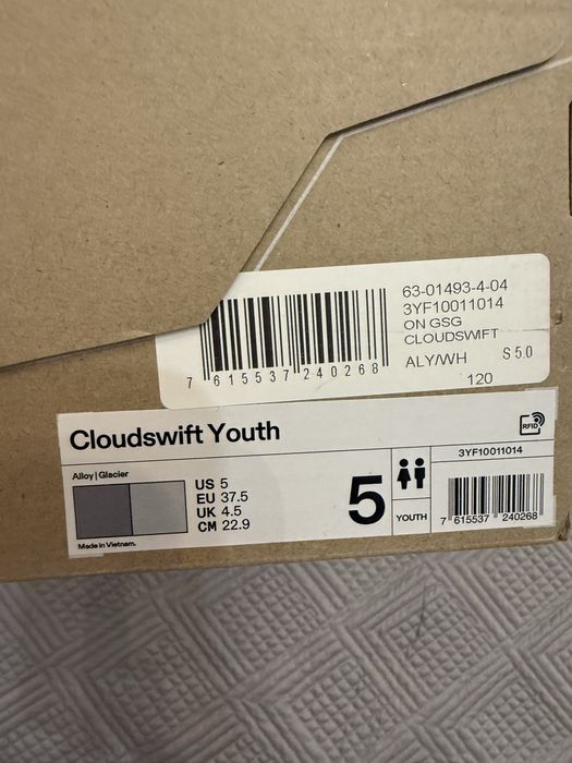 Продам оригинал ON кроссовки