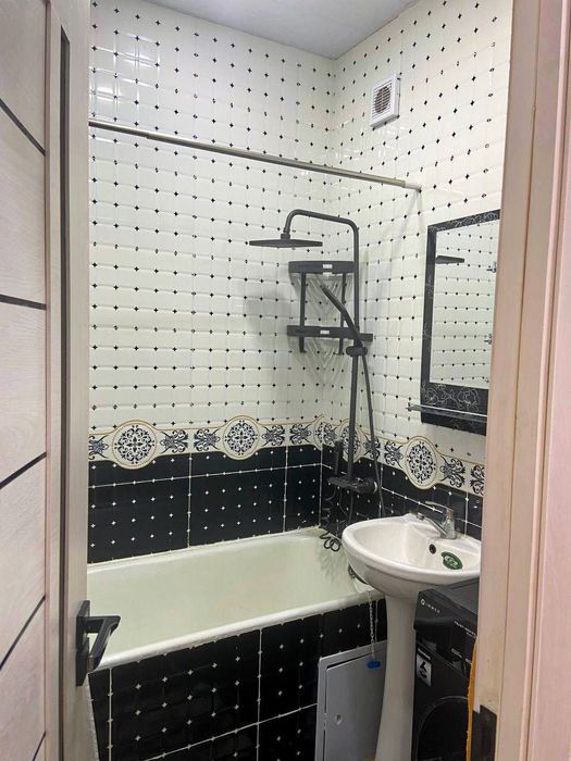 Chilonzor tumani Farxod bozori yonida oilaga talabalarga kvartira bor