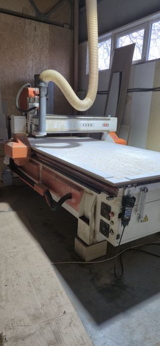 CNC Router - masa de lucru 2500 x 1300 mm