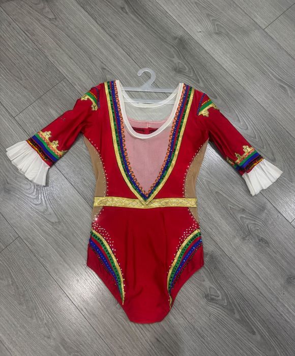 Трико за художествена гимнастика