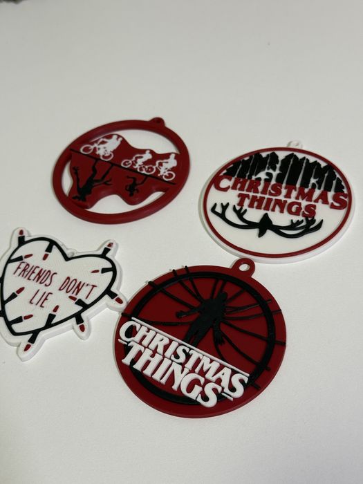 Set 4 decoratiuni de brad Stranger Things