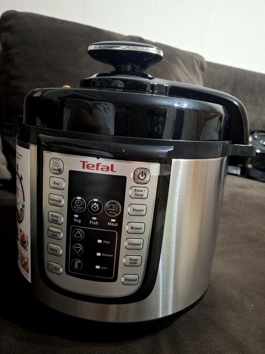 Мултикукър TEFAL Мощност: 1200 W