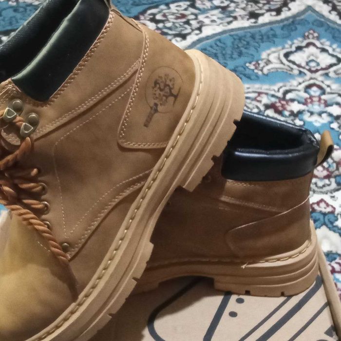 Timberland oyoq kiyimi. (sabok)