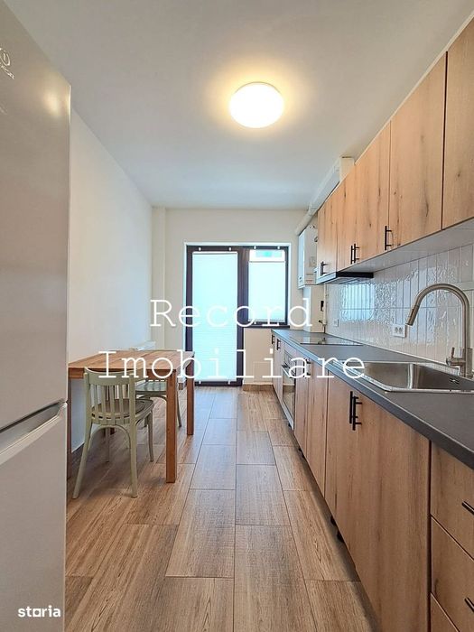 Apartament decomandat 2 camere 54 mp, parcare privata Floresti