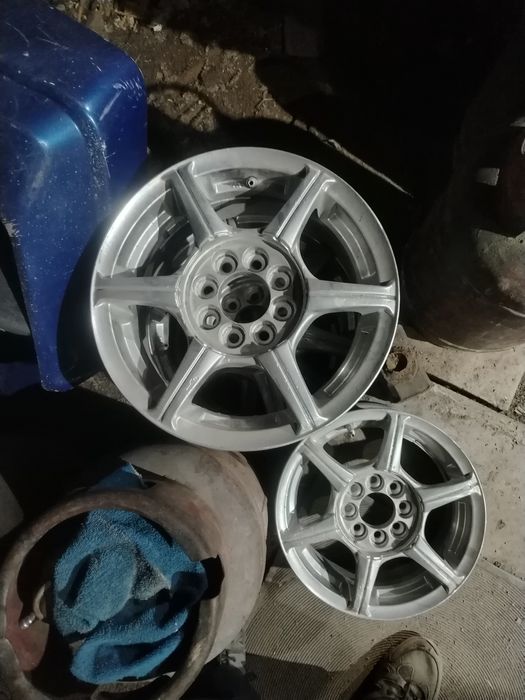 Продам диски на 13 универсальные