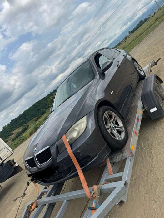 Dezmembrez bmw e90 318d