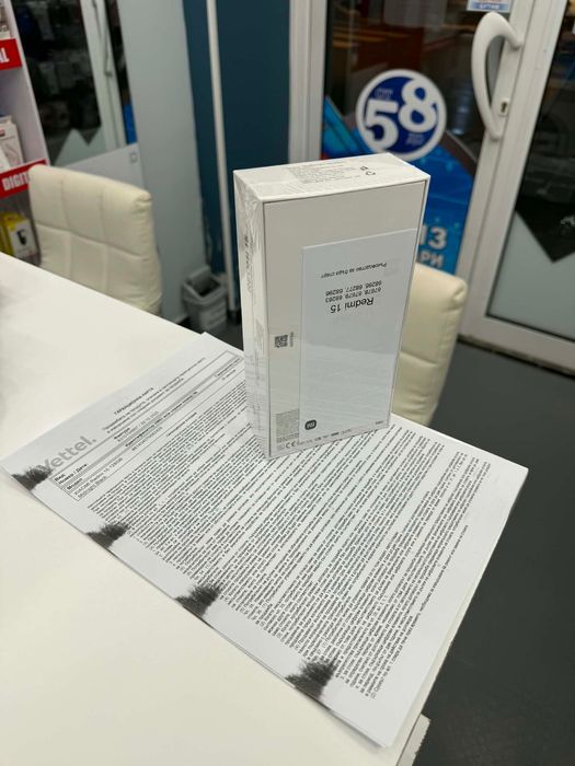 Чисто нов Xiaomi Redmi 15 128 GB/6 GB + гаранция