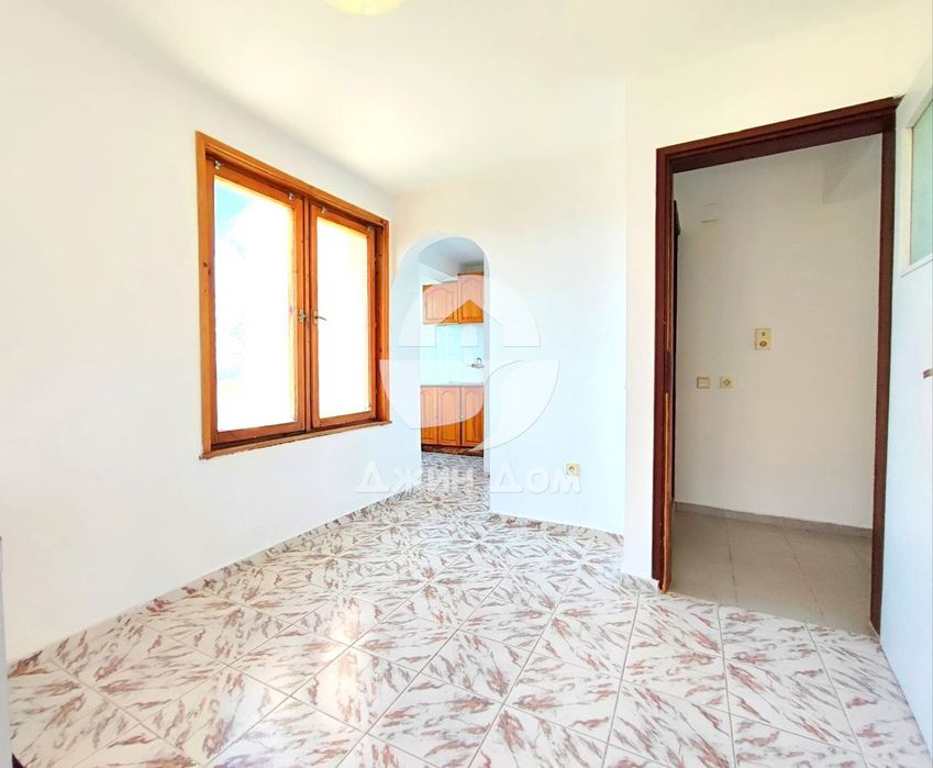 Продава се Двустаен апартамент в Свети Влас - 60 кв.м за 884 €/кв.м - Снимка #2