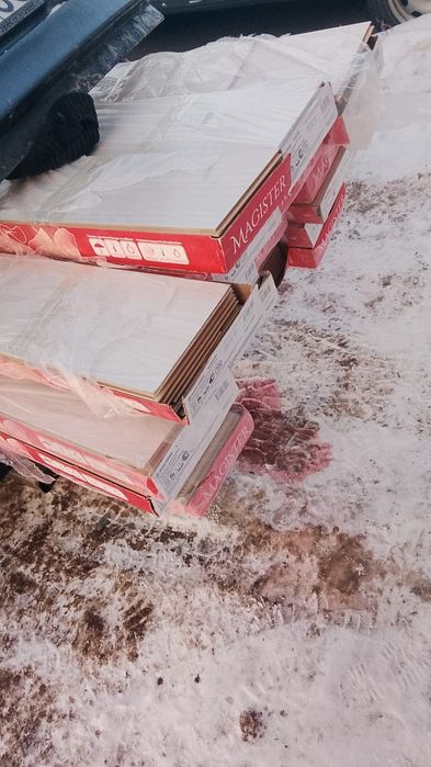 Продам ламинат б.у