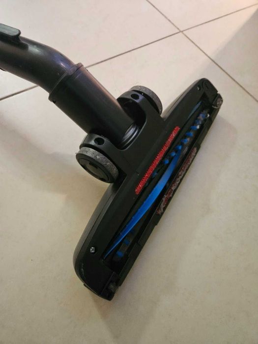 Прахосмукачка Philips PowerPro Active 2000W Animal+