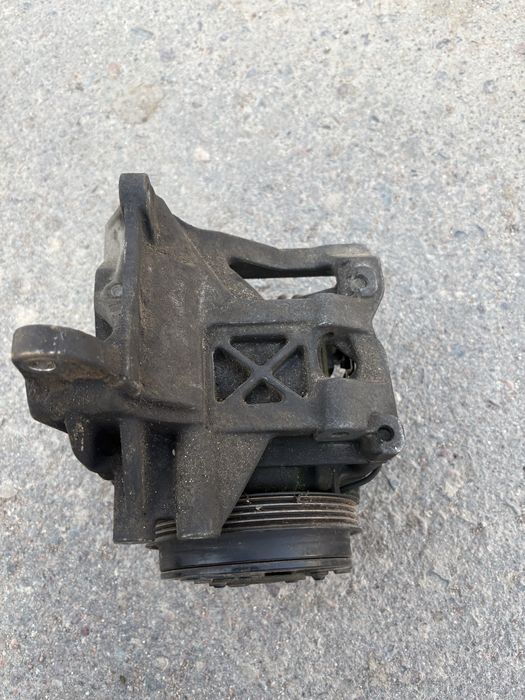 Компрессор кондиционера субару