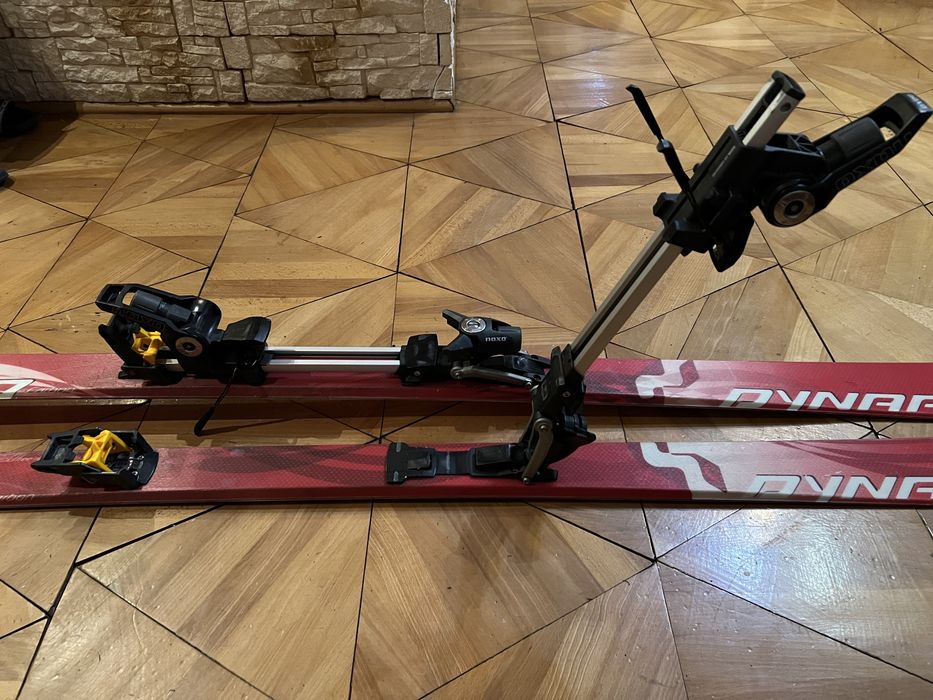 Schiuri de tura Dynafit