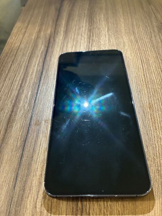 Samsung Galaxy S23 128GB Rom 8GB Ram