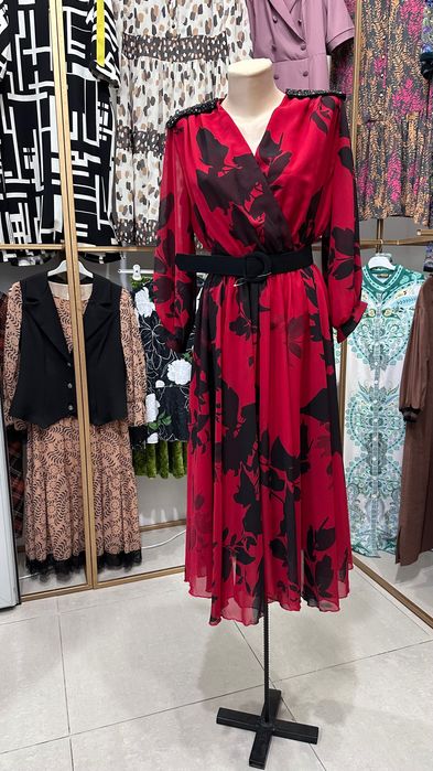 Продается платья