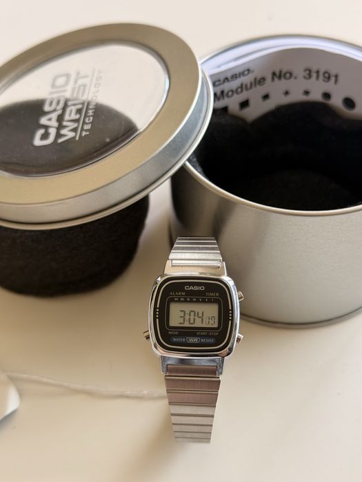 Casio часовник малък дамски vintage
