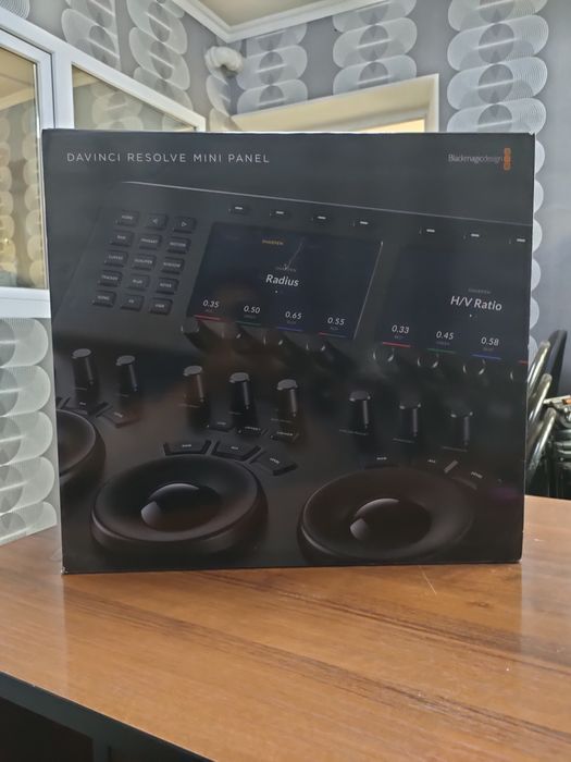 Blackmagic Design DaVinci Resolve Mini Panel,