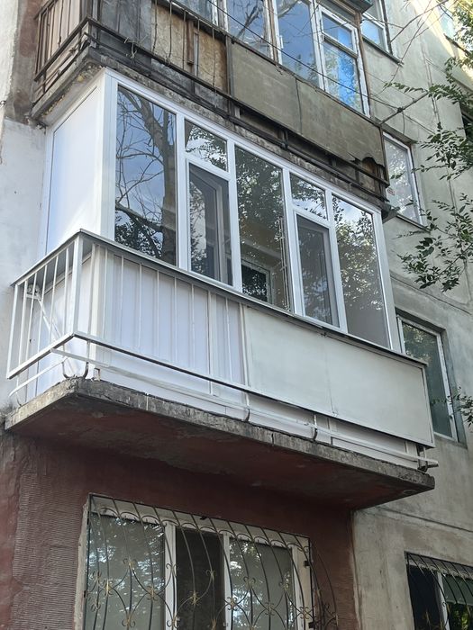 Балконы Двери витражи окна