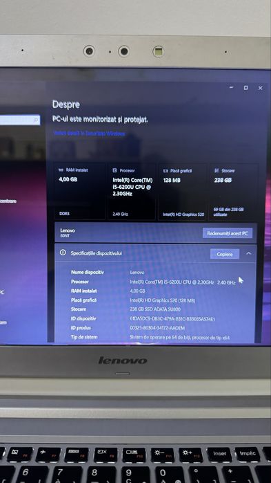 Vand laptop Lenovo