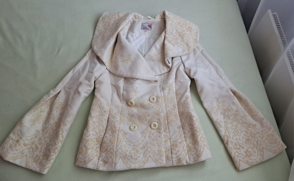 Връхни дрехи, палта, яке