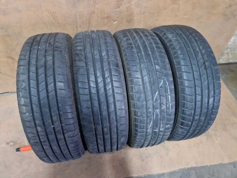 4 Bridgestone R15 185/65/ 
летни гуми DOT0620
